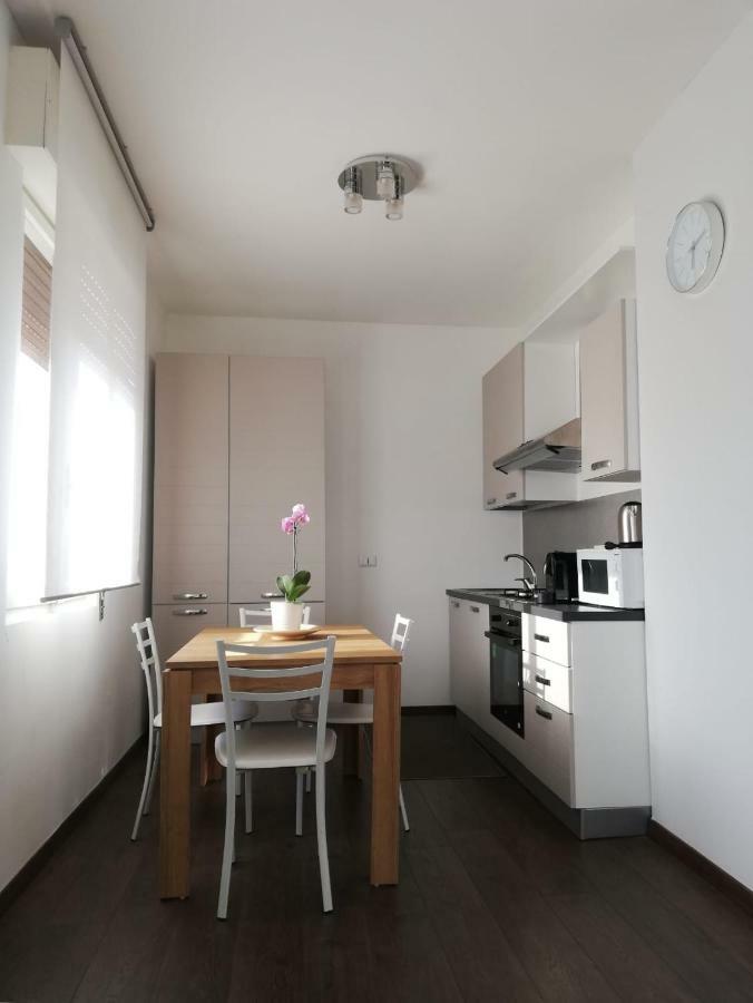 B&B Stadio Apartment ポルデノーネ エクステリア 写真