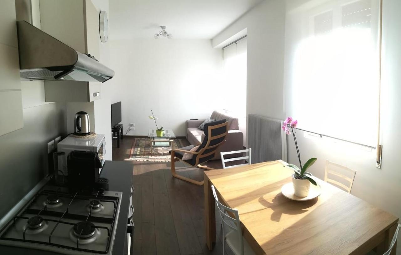B&B Stadio Apartment ポルデノーネ エクステリア 写真